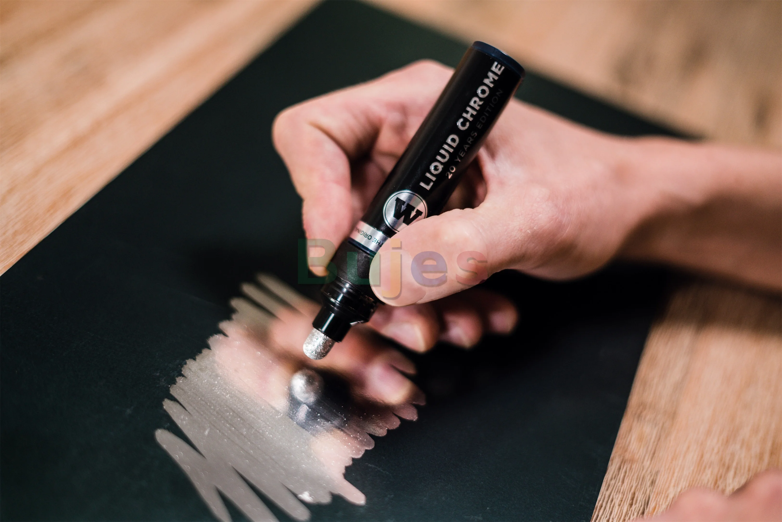 Molotow liquid chrome. Molotow liquid chrome. маркер molotow liquid chrome. Molotow liquid chrome. молотов ликвид хром.