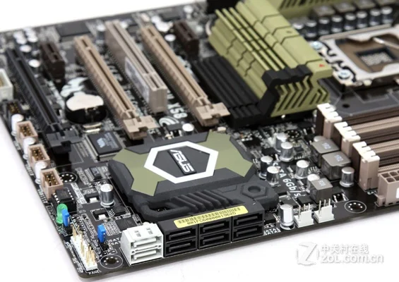 LGA 1366 ASUS SaberTooth X58 1866 МГц 1600 6 x DDR3 Материнская плата по стандарту ATX 24 ГБ PCI-E X16 Настольная компьютерная материнская плата