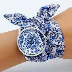 Elegant Floral Fabric Women's Dress Watch - Stylish Bracelet Design (Silver 19)