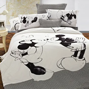 

Disney Mickey Mouse Bedding set Mickey and Minnie Duvet Cover Pillowcases Twin Full Queen King Size Kids bedlinen home Textiles