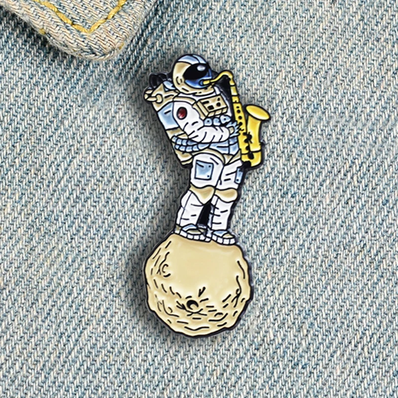 Астронавт постоянного on the moon удар альт саксофон персональный значок астронавт