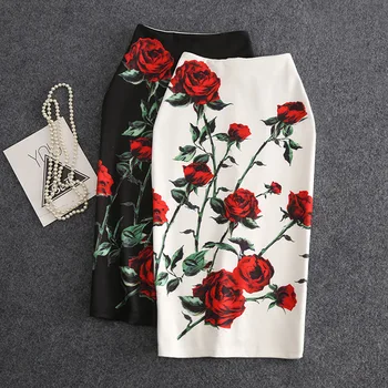 

Classic European and American sources roses digital printing in the skirts long after knee split package hip skirt