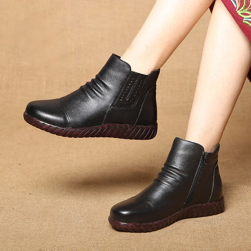 

2019 Winter New Style Retro Mom Cotton-padded Shoes Women's Genuine Leather plus Velvet Warm Middle-aged Women Flat Anti-slip Sh