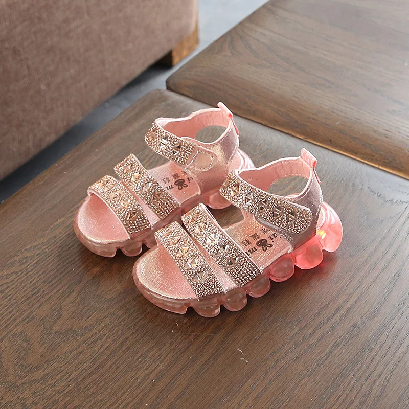 HKXN Summer Shoes Kids Sandals LED Flashing Lights Crystal Bling Hook Loop Breathable Soft Anti Slip Toddler Children Shoes T02