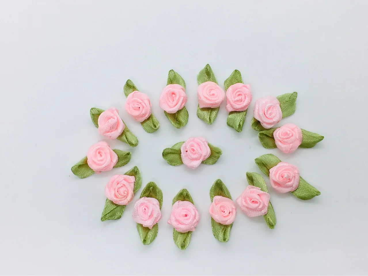 100 개/몫 다채로운 작은 장미 쥬얼리 리본 패브릭 DIY 모자 모자를 쓰고 있죠 액세서리 Applique 직물