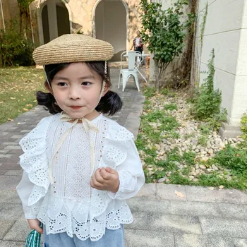 

Spring Baby Girls White Lace Loose Girl Fashion Hollow Embroidered Blouses Baby Kids Lining Children Long-sleeved Shirt Tops