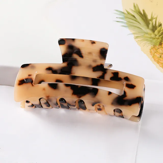 Bilandi 2021 New Hair Claw Large Geometric Hollow Square Tortoiseshell Leopard Acetate Hair Clip For Women Hair Accessories NO.23-8.3 cm