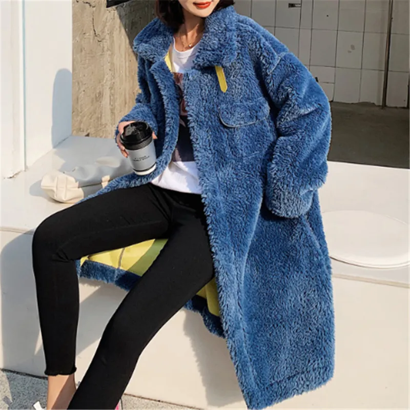 Длинное женское осеннее и зимнее модное однотонное меховое теплое толстое пальто на пуговицах, новинка, большой размер, плюшевое женское меховое пальто 2XL - Цвет: Синий