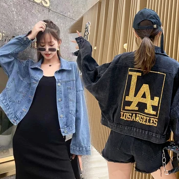 

2019 autumn and winter women's letters LA hot drilling loose Korean version of the denim jacket women female