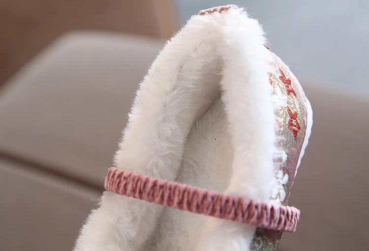 Детские кроссовки; зимняя теплая обувь Hanfu; Тканевая обувь для девочек в этническом стиле; Повседневная обувь из плюша с вышивкой для девочек; китайский стиль