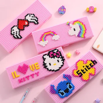 

DIY Creative Cute Anime Building Blocks Assembled Student Stationery Box Primary School Children's Gift Pencil Case K1303 E