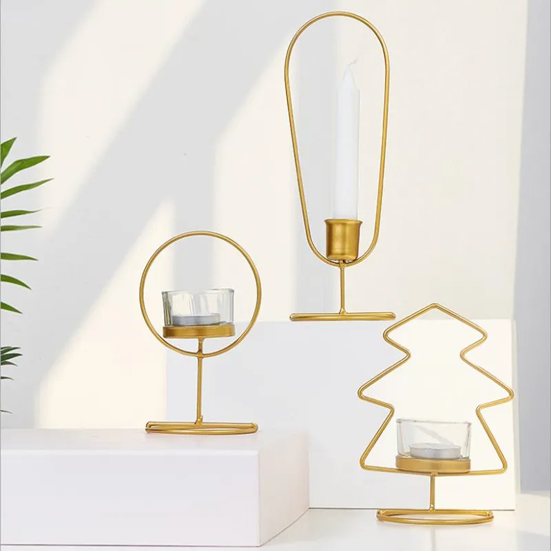 

Nordic Wind Golden Iron Art Candlestick Home Table Creative Scented Candle Tray Cup Romantic Home Wedding Decoration Four shapes