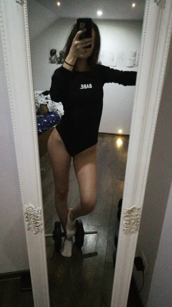 VZFFFashion пикантные Для женщин Babe буквы Длинные рукава трико Повседневное узкие трико осень-зима с О-образным вырезом Одна деталь боди; трико;