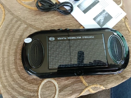 X7 Plus 5.1 inch Handheld Game Console 8GB Game Player Built-in 200 Games MP5 HD Video Kids Music LCD Rechargeable