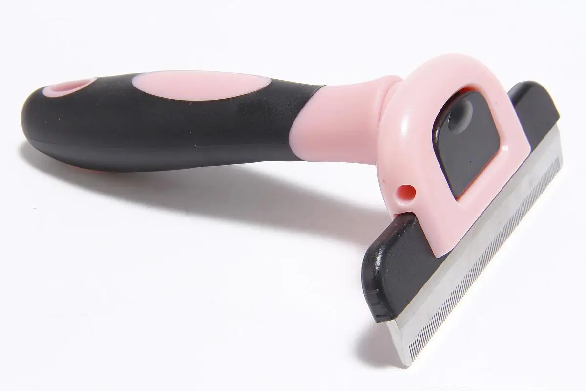Pet hair removal comb (72). jpg