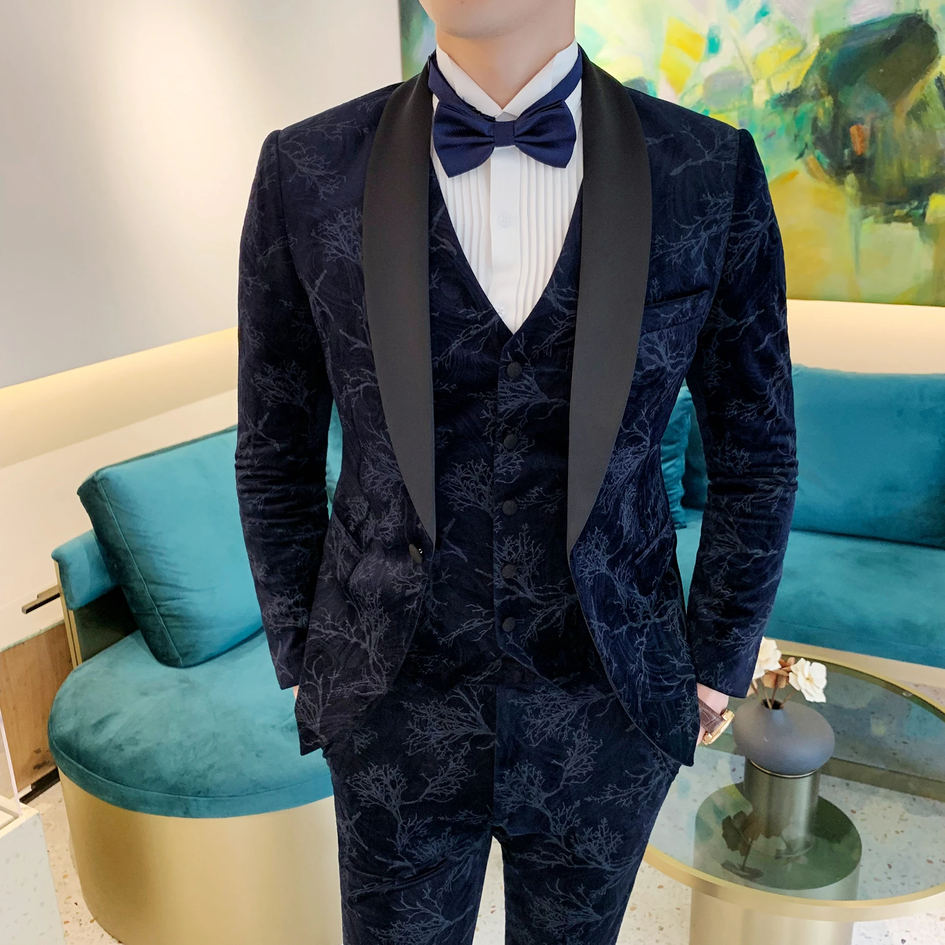 

Velvet Tuxedo Mens Luxury Costume Homme Mariage Royal Mens Suits 3 Piece Gentleman Dinner Vestito Uomo Social Terno Slim Fit