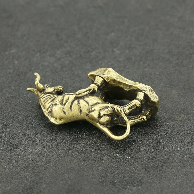 bull figurines (2)