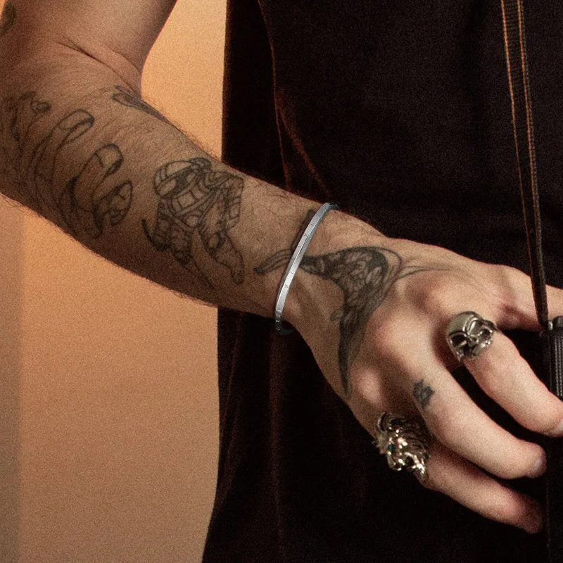 Metal Bracelet Vnox Nordic Vikings Bangles for Men Vintage Norse Mythology 24 Runes Talisman Amulet Cuff