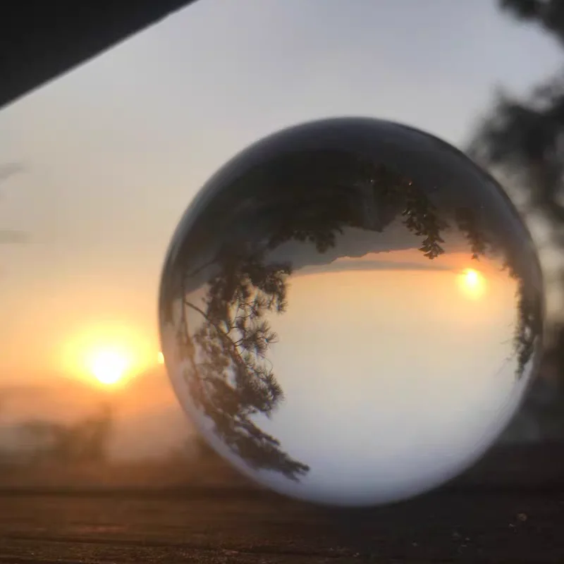 Hot Sell Magic Natural Crystal Ball Quartz Feng Shui Photography Glass Crystals Craft Travel Take Pictures Decorative Balls