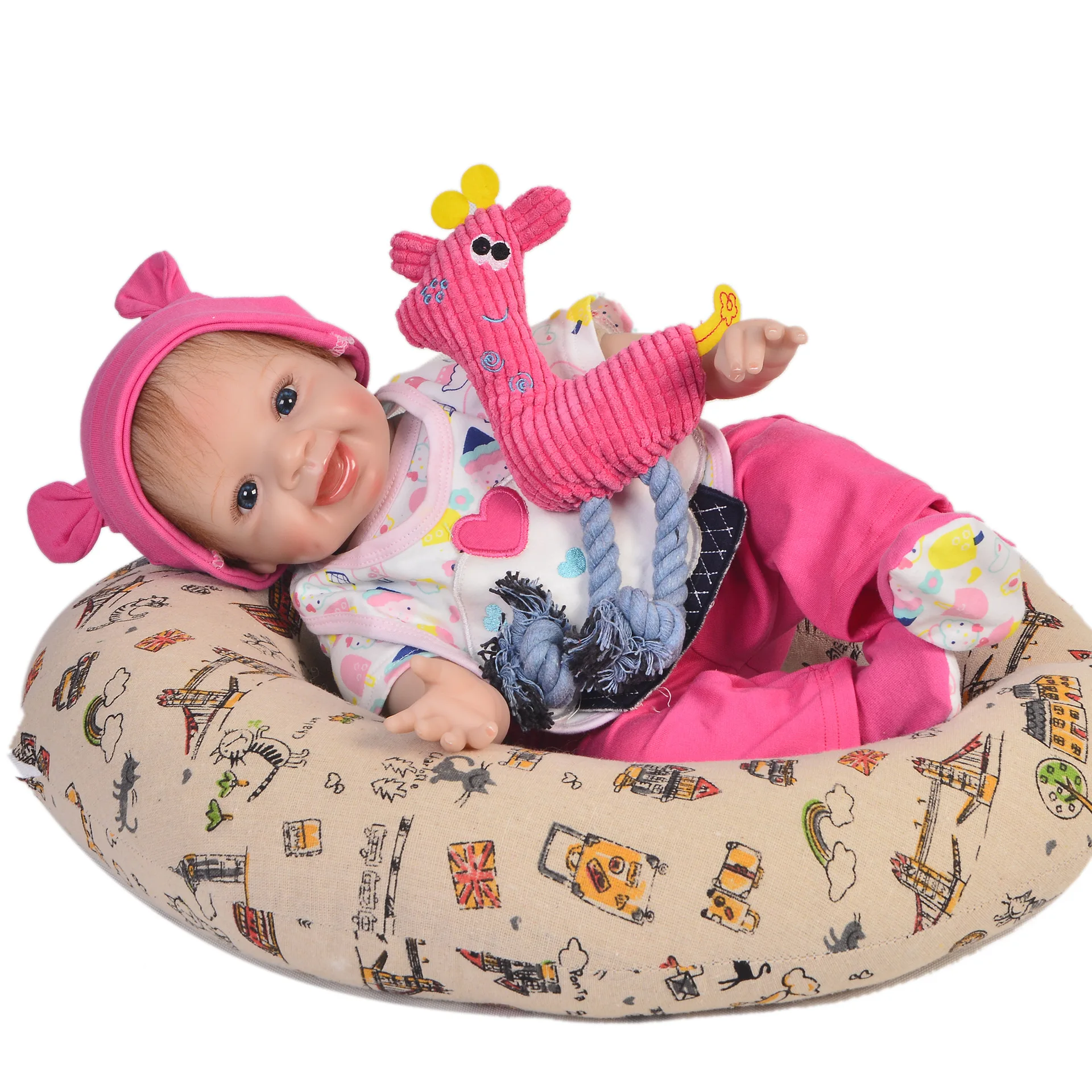 

Keiumi Smiley Reborn Baby Doll Reborn Baby Doll 22-Inch Cloth Body Model Infant-