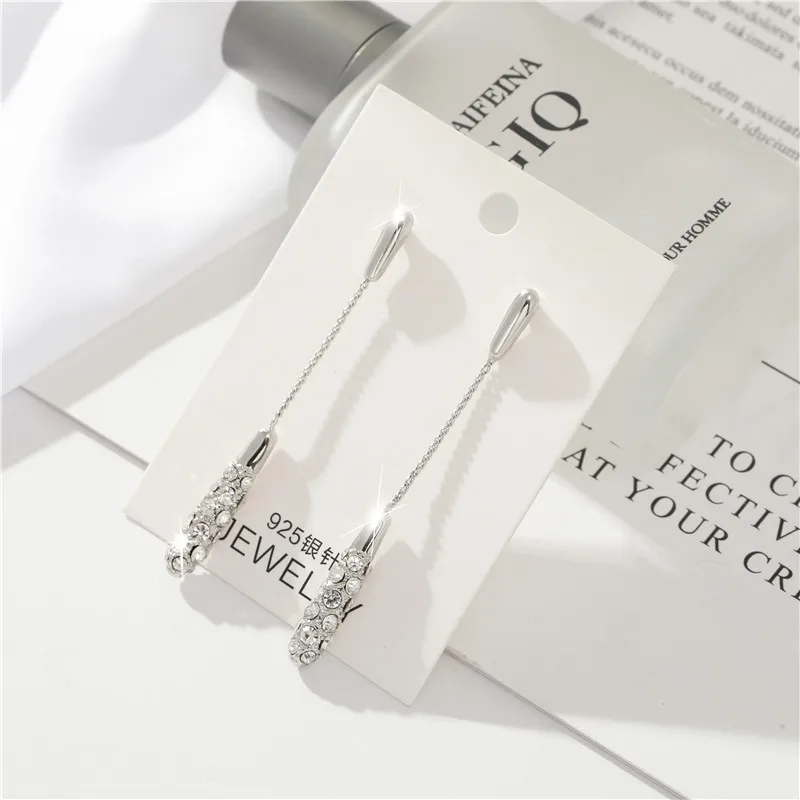 2021 new drop-shaped alloy long earrings, elegant women's fashion earrings, jewelry