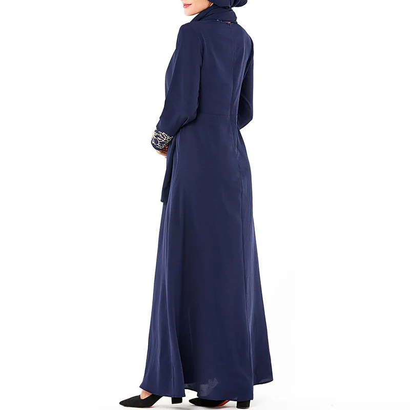 Middle East long-sleeved fake two-piece robes Dubai Arabian large size women's dress embroidered zipper stitching Muslim dress