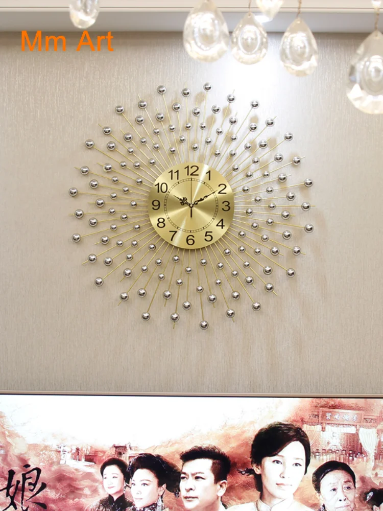 

Clock Wall Clock Creative Fashion Generous and Personalized Clock Nordic Clock