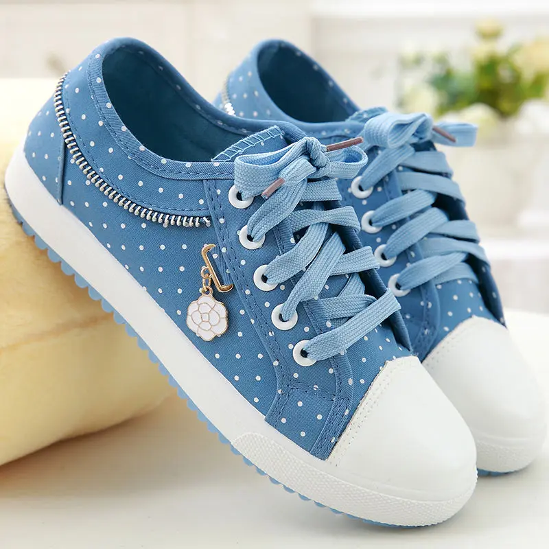 ★ ★ Women's Vulcan Sneakers YW01590 0HG YW01590 Off White Vulcan Silver Glitter and White Sneakers Size 37