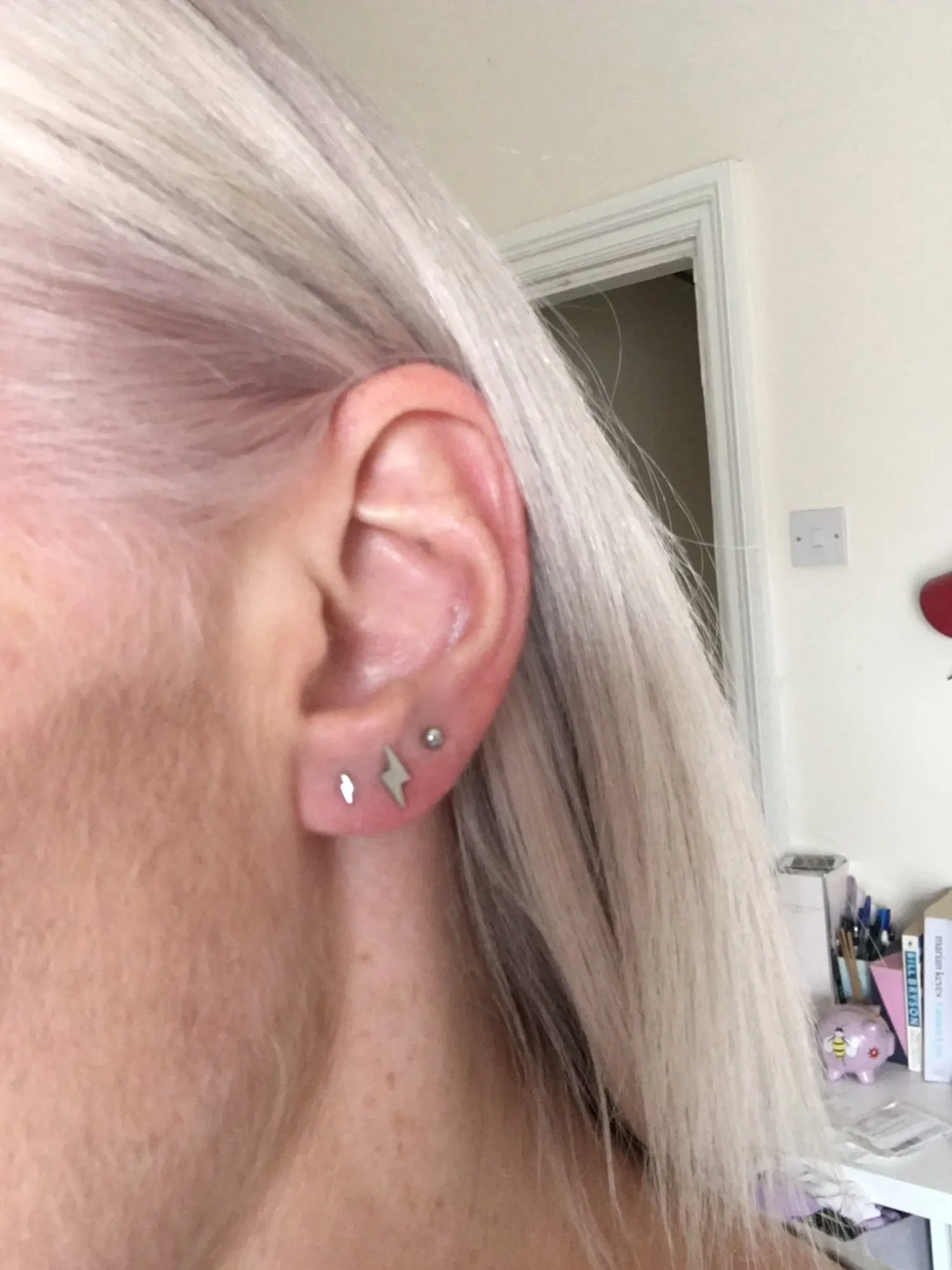 1Pcs Stainless Steel Mini Stud Earrings Butterfly Snake Stars Helix Cartilage Tragus Labret Lobe Ear Piercing Jewelry