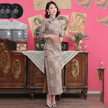 

Oversize Flower Cheongsam For Female Plaid Half Sleeve Evening Party Dress Young Lady Mandarin Collar Qipao Tight Sexy Vestidos