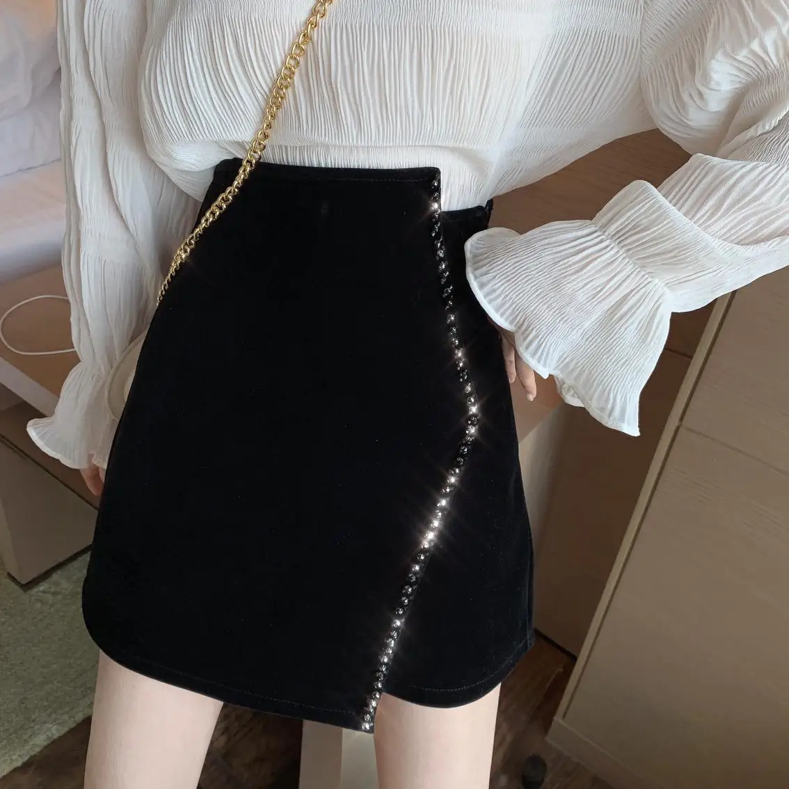 Ins CHIC Europe French Irregular Velvet Hand Bead Rhinestone Woman Velour Mini Skirt High Waist Bodycon Lady Bottom Black Winter