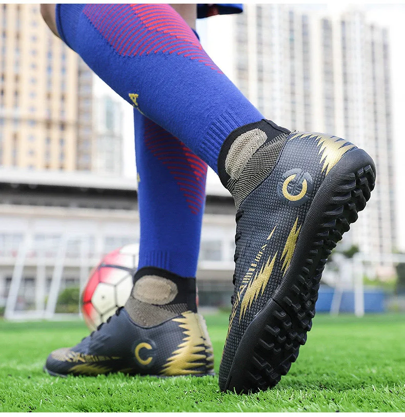 Домашние Дышащие футбольные бутсы мужские футбольные ботинки высокие тренировочные бутсы до лодыжки кроссовки для мальчиков детские сверхтонкие футбольные ботинки для бега