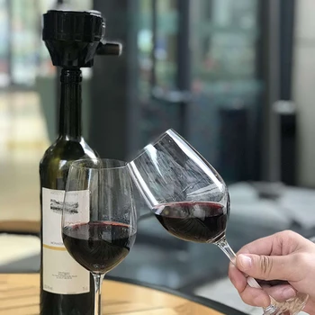 

Electric Beers Wine Foam Maker Beers Dispenser Portable Pocket Size Beers Server PAK55