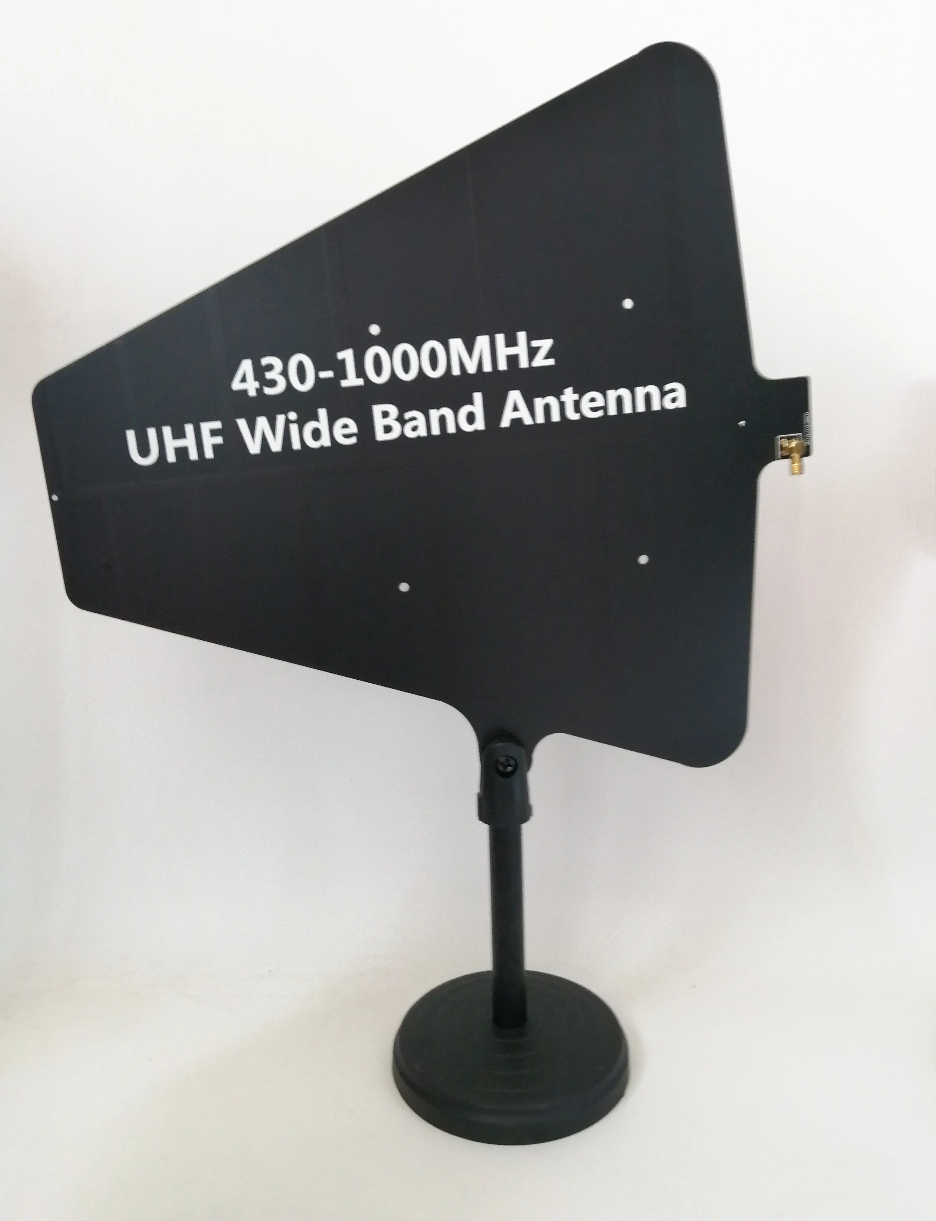 

Spectrum Analyzer Directional Periodic Antenna Broadband Directional Antenna Check Interference Orientation 430M-1000M