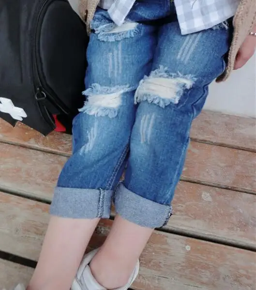 kids' wear Korean version of ripped jeans for boys and girls