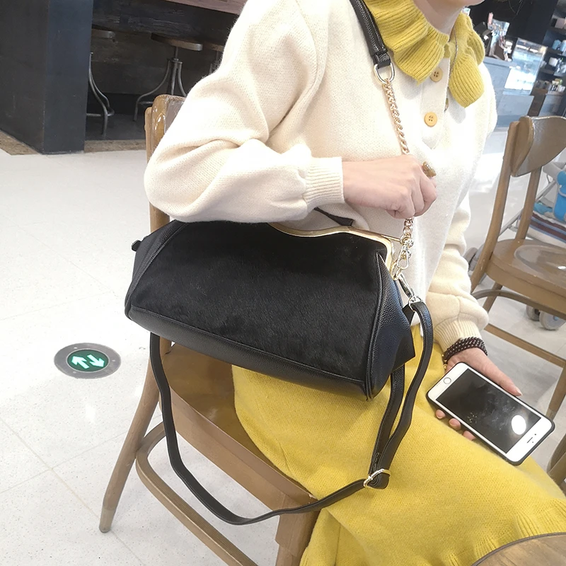 Новая зимняя женская сумка из конского волоса, сумка-тоут с металлическим каркасом, сумка-мессенджер на плечо, винтажная меховая сумка через плечо, кожаная сумка на цепочке
