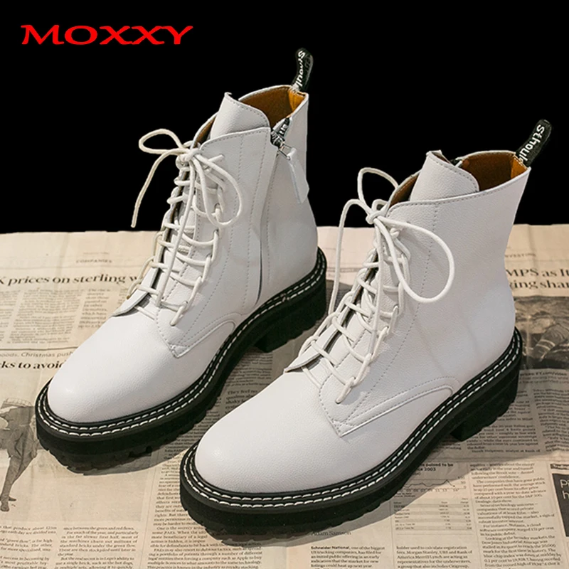 Новые осенние ботинки черного и белого цвета армейские ботинки женские кожаные мотоциклетные ковбойские ботинки на платформе сапоги панк до лодыжек женская обувь - Цвет: White