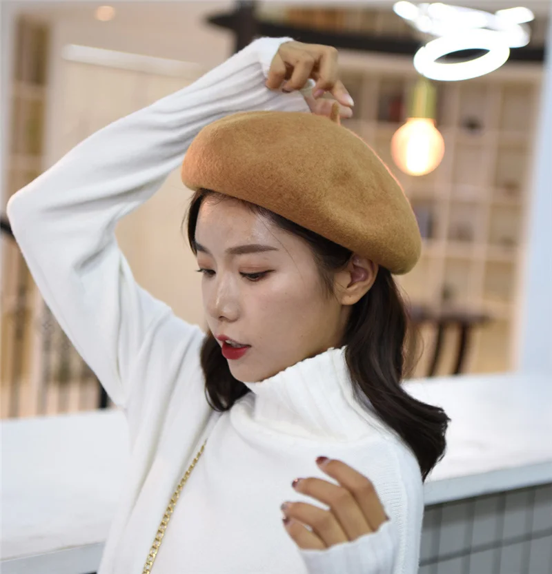 Женские шерстяные однотонные береты | Аксессуары для одежды