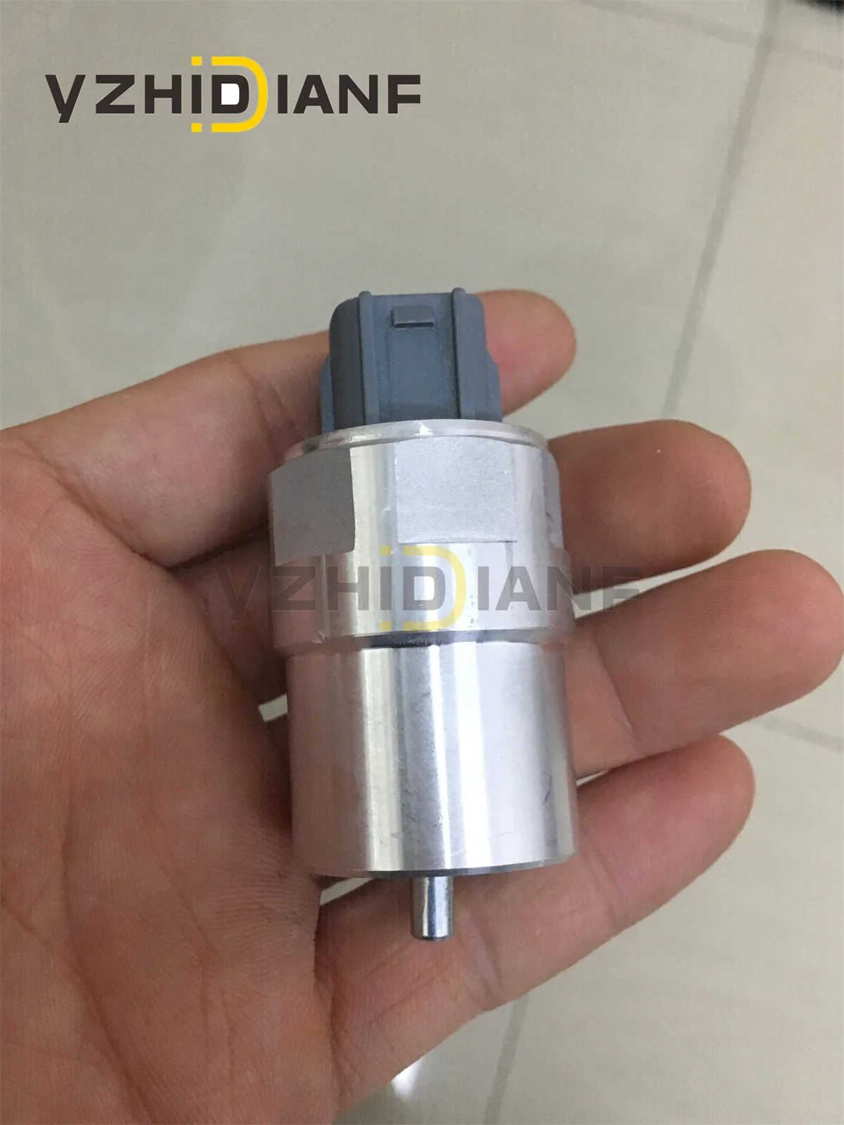 

1x Odometer Speed Sensor For Mitsubishi- canter- MR750084