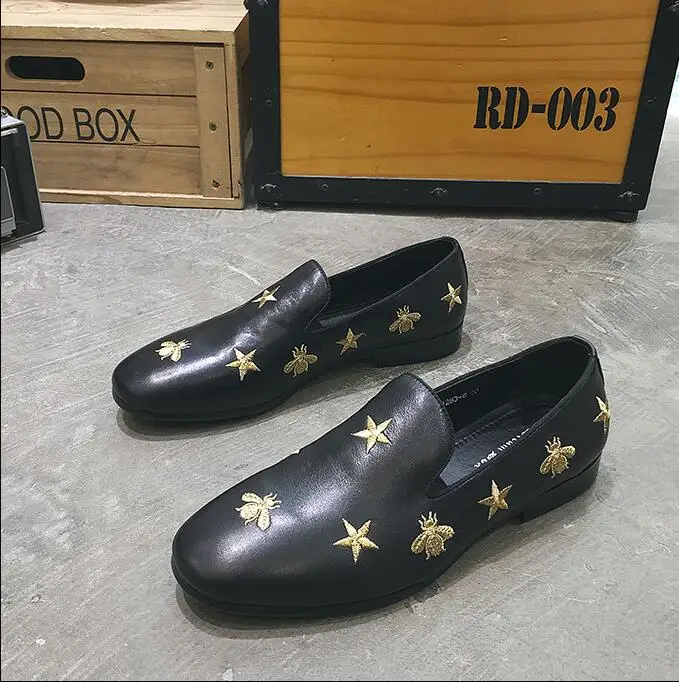 

Embroidered dress shoes men's autumn peas trend a pedal men's shoes casual shoes lazy big size