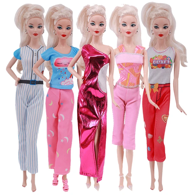 Mini robe colorée sans manches pour poupée Barbie, 10/20 ensembles  aléatoires, accessoires d'été pour maison de poupée, vêtements pour poupée  Barbie, Lot de jouets adorables pour filles - AliExpress