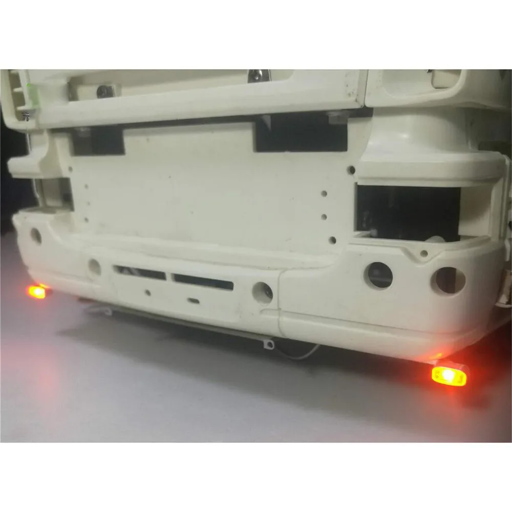 

1 pair Front Bottom Light For Tamiya 1:14 Scania r620 56323 r470 Front Bottom Light RC Truck Rc Tractor Upgrade Parts