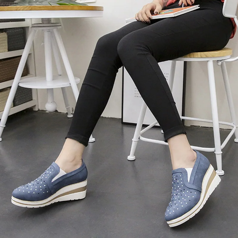 New Sneakers Women Slip-on Bling Crystal Female Shoes Solid Color Casual Loafers Women Platform Comfortable Flats Ladies Shoes