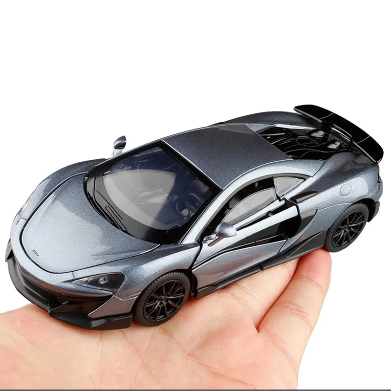 Высококлассная модель автомобиля 1:32 600LT литая из сплава Supercar игрушечная