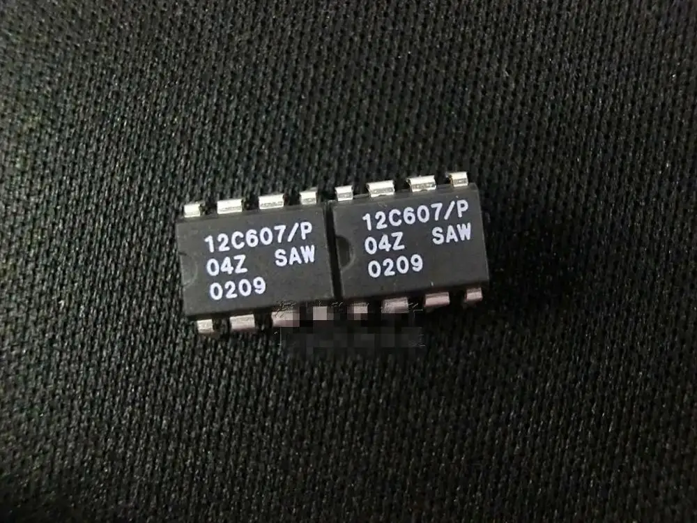 12C508-P-and-12C607-P-ModChip-Replacement-For-PS1