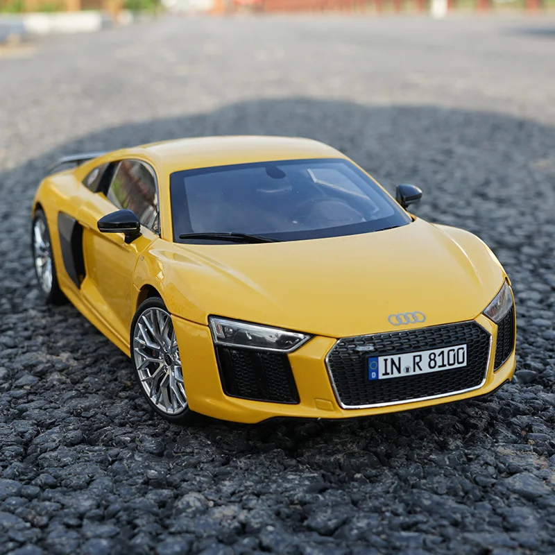 Высококачественная модель 1:18 R8 V10 plus из сплава, модель спортивного автомобиля, изысканная коллекция подарков