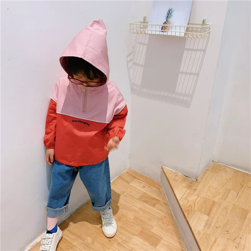 Unibaby2109; сезон весна-лето; Товары для детей; Южная Корея; детская одежда для мальчиков и девочек; контрастный пуловер с надписью; плащ; Jac