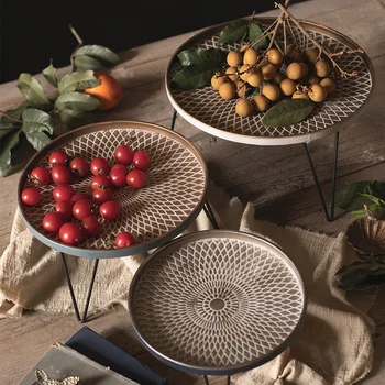 

Vintage Industrial Wrought Iron Round Tray Racks Fruit Snack Food Bread Dessert Storage Tray Desktop Decoration Plate