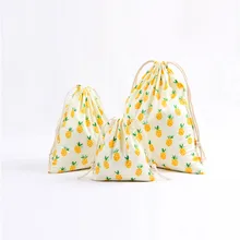 Натуральная многоразовая Льняная сумка на шнурке, Подарочная сумка, Рождественская сумка для ювелирных изделий с мультяшным принтом, рюкзак для путешествий, 3 размера