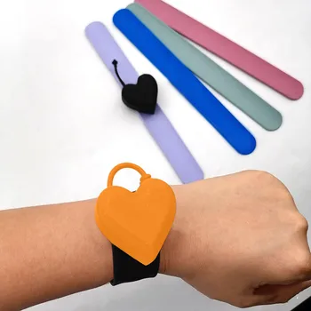 

Love Hand Sanitizer Dispensing Portable Bracelet Wristband Hand Dispenser Adult Kid Liquid Wristband Hand Dispenser Handwash